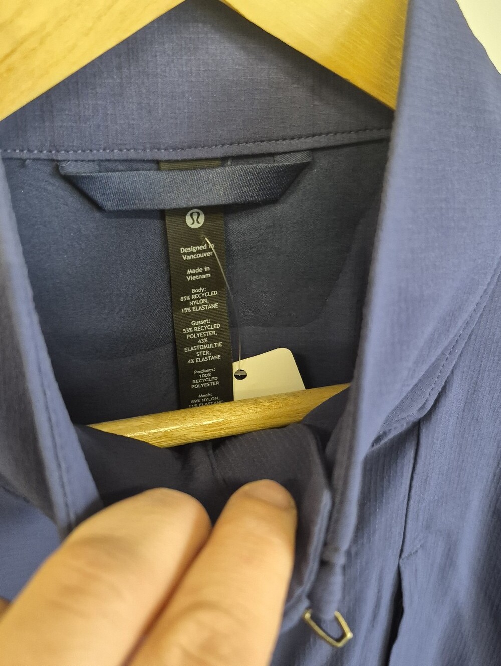 Womens Lululemon Lightweight Full-Zip Jacket - Slate Blue - Picture 2 of 4